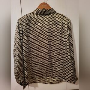 Modern Essentials Black and Gold Petite Blouse Sz 16